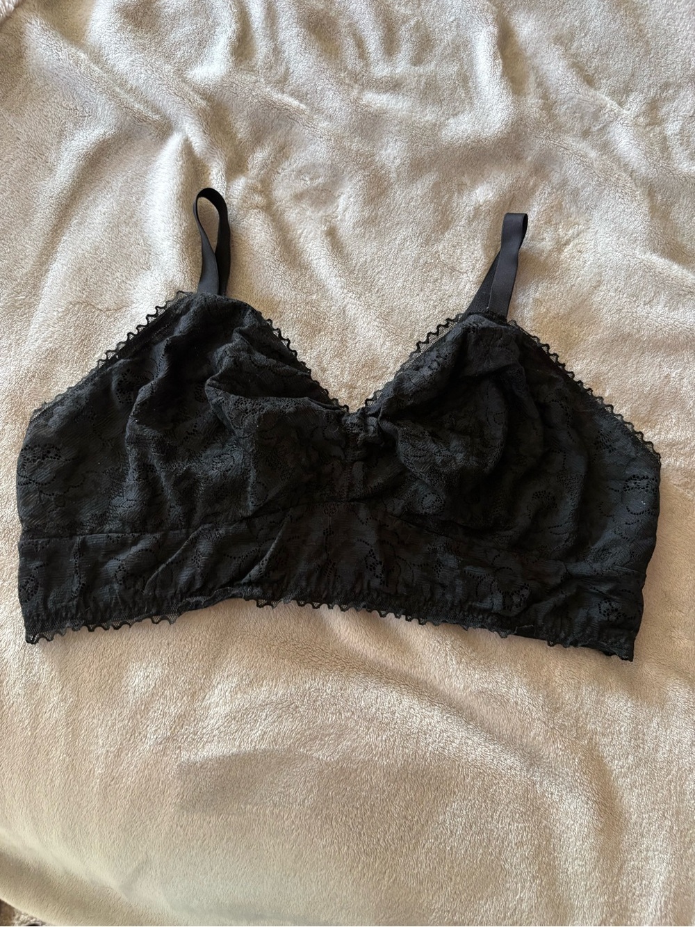 Ava & Viv Lace Bralette Crop Top - Black